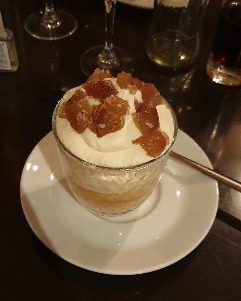 Meringata aux marrons glacés : Chantilly, meringues brisées et marrons glacés