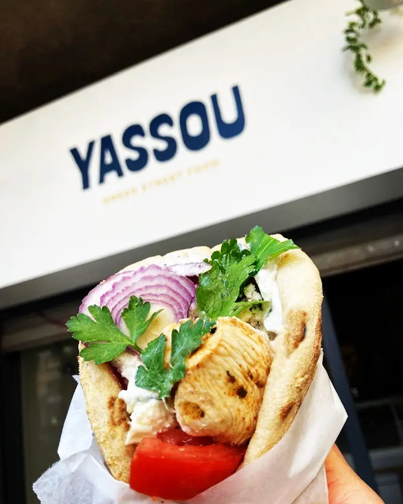 Le restaurant YASSOU, Greek Street Food, photo 2 sur 9